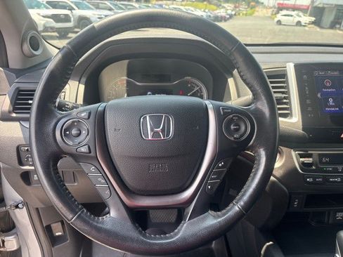 Used 2018 Honda Ridgeline RTL-T image 17