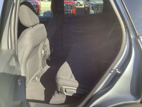 Used 2023 Ford Escape Active image 10