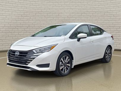 Used 2025 Nissan Versa SV w/ Trunk Package