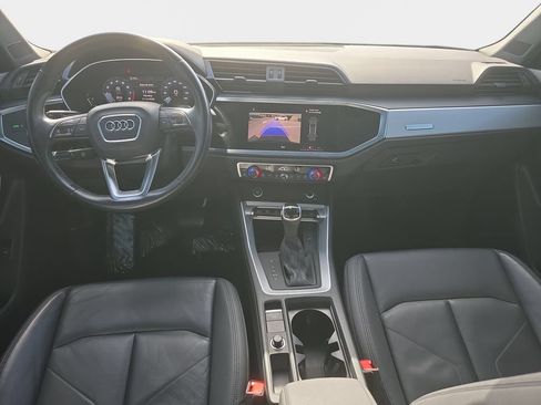 Used 2021 Audi Q3 2.0T Premium w/ Convenience Package AWD/4WD image 12