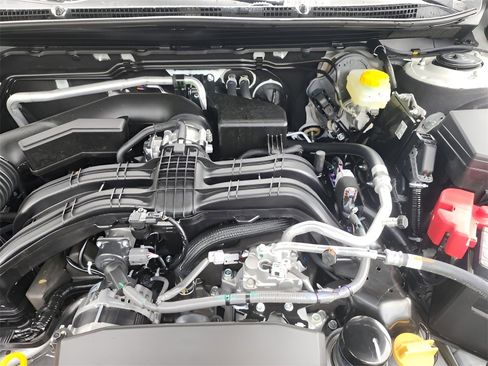 Used 2025 Subaru Outback Limited image 20