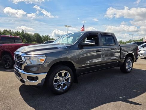 Used 2021 RAM 1500 Big Horn AWD/4WD image 3