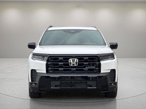 New 2026 Honda Pilot Black Edition image 8