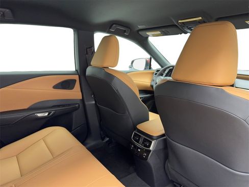 Used 2025 Lexus RX 350 Premium image 49