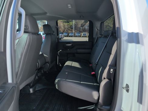 New 2026 GMC Sierra 2500 Pro w/ Convenience Package image 26