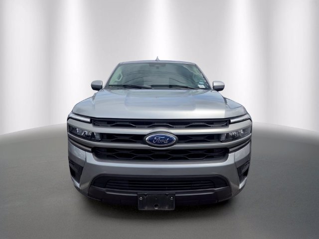 Used 2024 Ford Expedition XLT RWD image 6