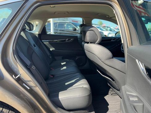 Used 2023 Genesis G80 2.5T AWD/4WD image 10