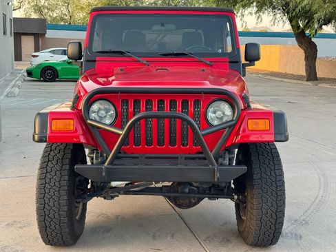 Used 2005 Jeep Wrangler Rubicon AWD/4WD image 3