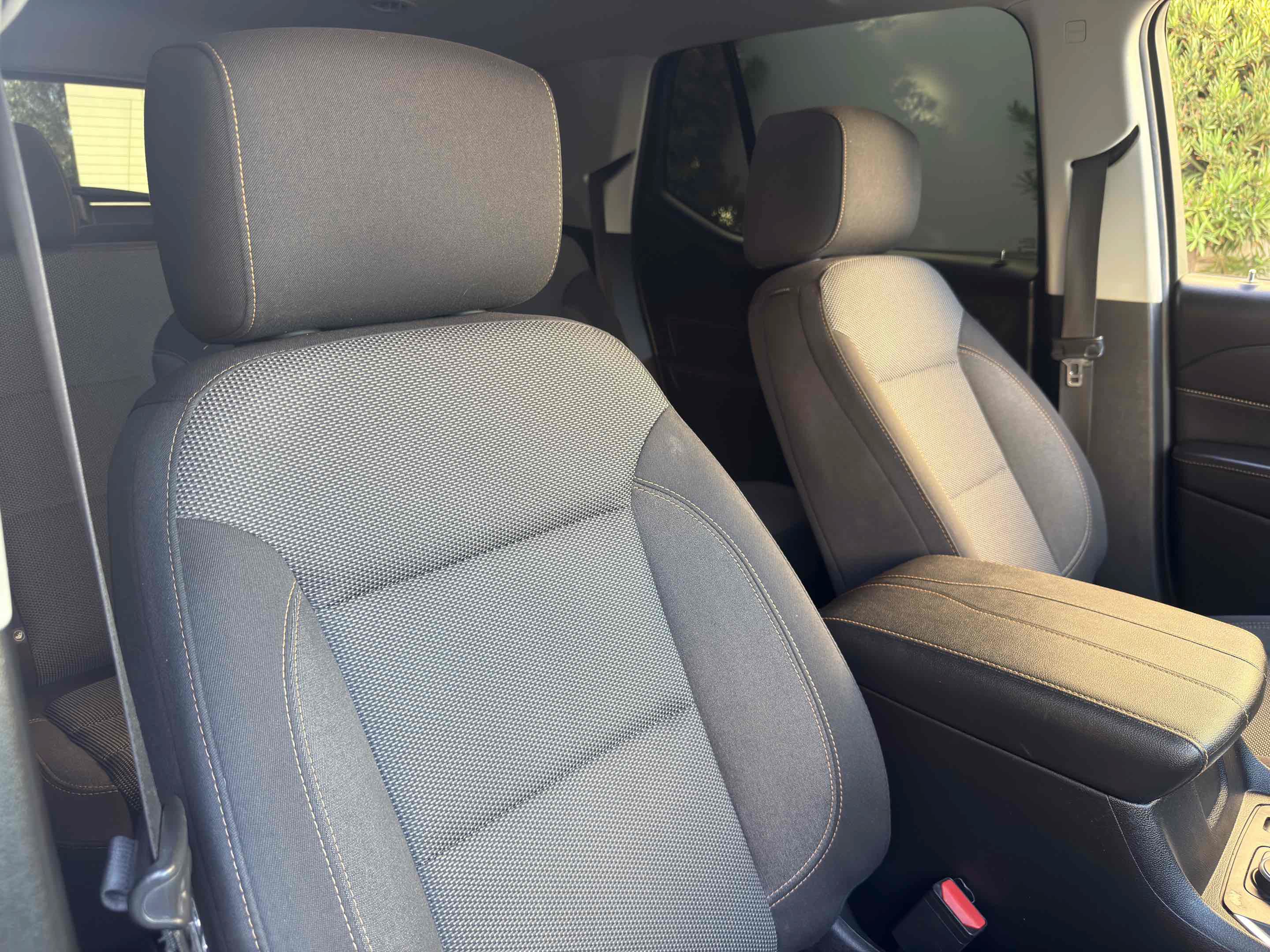 Used 2019 Chevrolet Traverse LS w/ LPO, Blackout Package FWD image 51