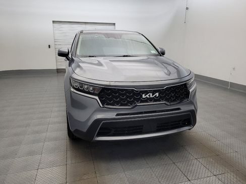 Used 2021 Kia Sorento LX FWD image 14