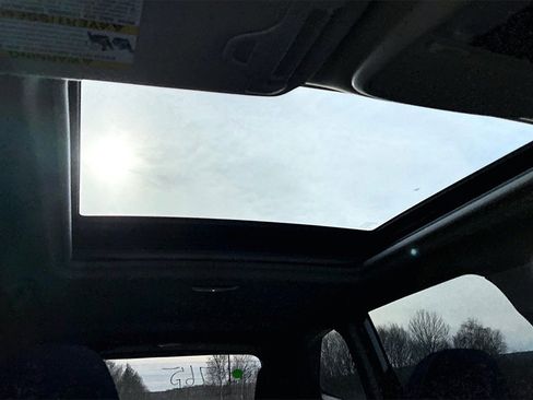 Used 2019 Subaru Forester Premium image 19