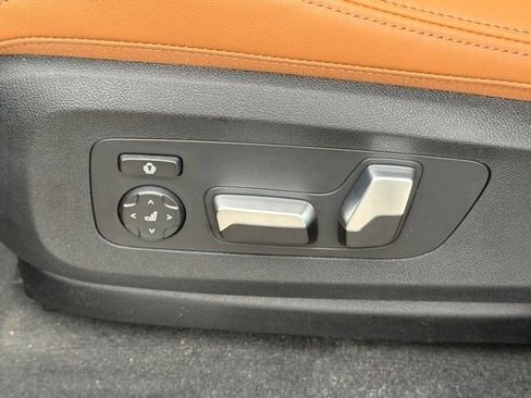 New 2026 BMW X5 xDrive50e w/ Executive Package image 18