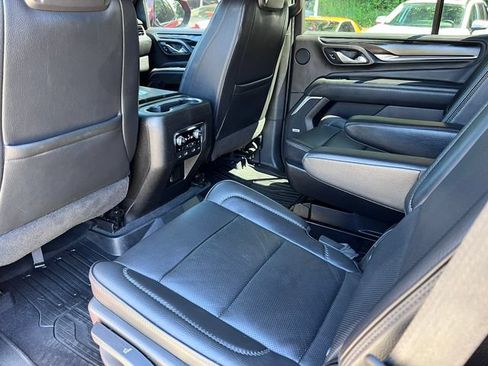 Used 2021 GMC Yukon Denali w/ Denali Premium Package AWD/4WD image 36