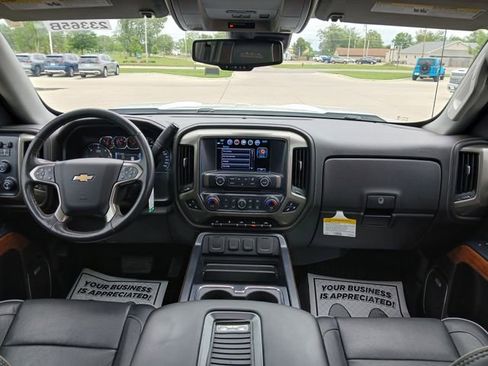 Certified 2018 Chevrolet Silverado 1500 High Country AWD/4WD image 32