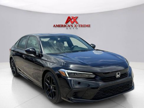 Used 2023 Honda Civic Sport image 8