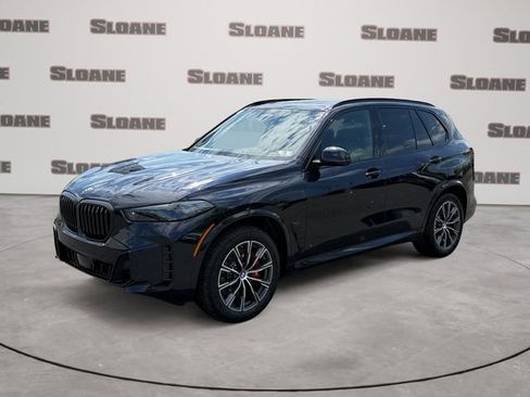 New 2026 BMW X5 xDrive40i w/ M Sport Package AWD/4WD image 1
