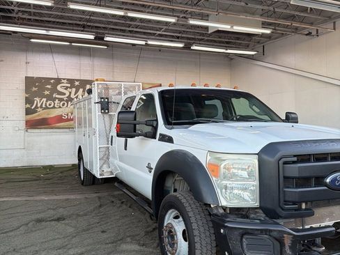 Used 2014 Ford F550 4x4 Crew Cab Super Duty image 6