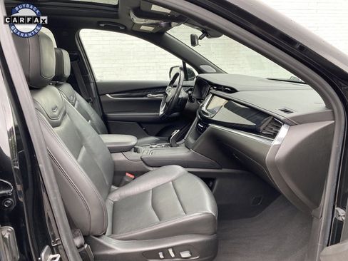 Used 2020 Cadillac XT6 Premium Luxury image 13