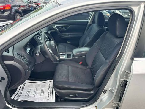 Used 2017 Nissan Altima 2.5 S w/ Power Driver Seat Package FWD image 11