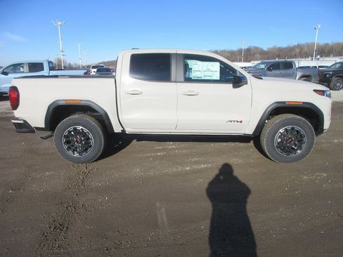 New 2026 GMC Canyon AT4 image 3