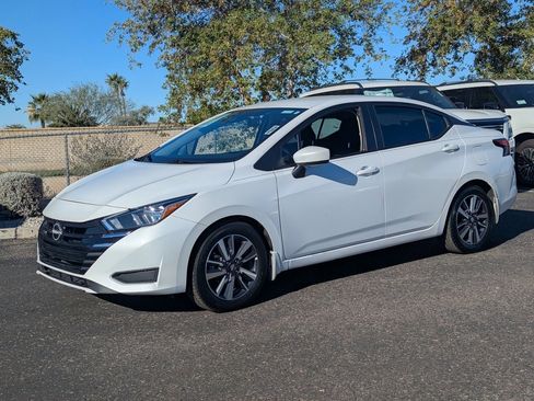 Certified 2023 Nissan Versa SV w/ Trunk Package image 30