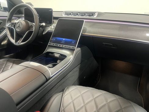 Used 2025 Mercedes-Benz S 580 4MATIC Sedan image 28