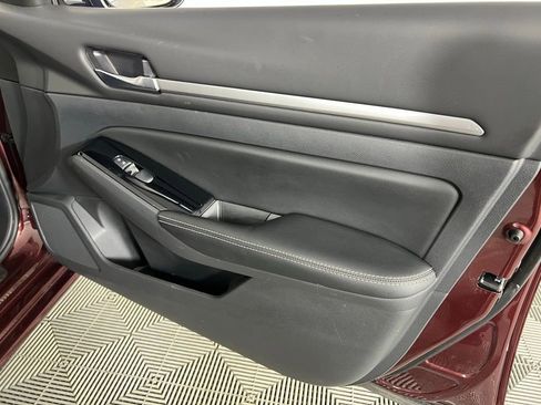 Used 2024 Nissan Altima 2.5 SL image 34