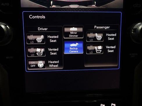 Used 2019 RAM 1500 Laramie AWD/4WD image 25