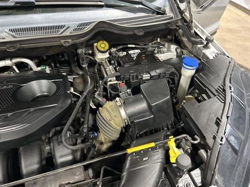 Used 2019 Ford EcoSport SES w/ SES Black Appearance Package image 14