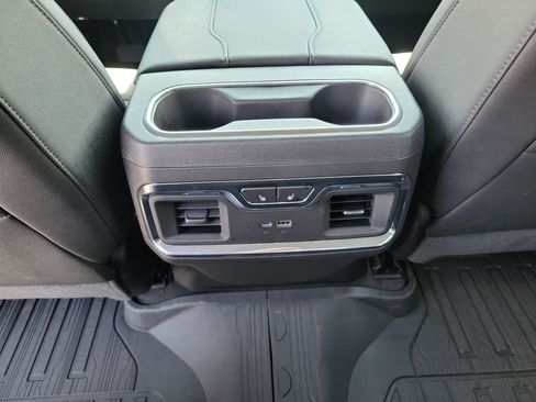 Used 2026 GMC Sierra 1500 SLT w/ SLT Premium Plus Package AWD/4WD image 11