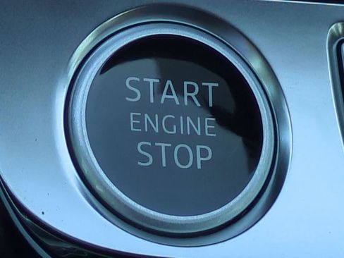 Used 2023 Audi Q7 3.0T Prestige image 31