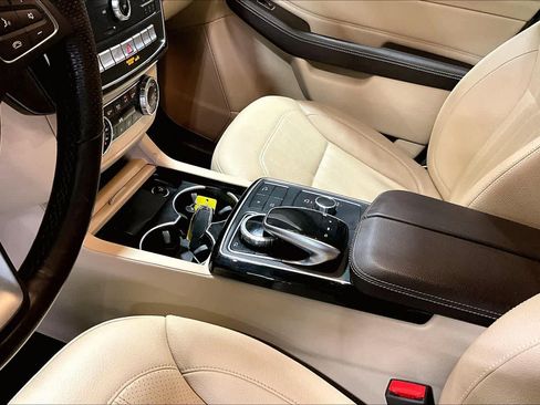 Used 2017 Mercedes-Benz GLE 350 4MATIC image 17