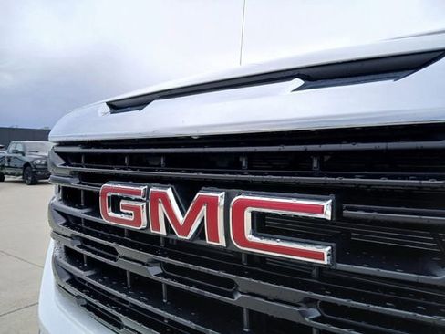 New 2026 GMC Sierra 1500 Pro w/ Pro Value Package AWD/4WD image 31