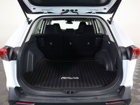 Used 2023 Toyota RAV4 LE image 28