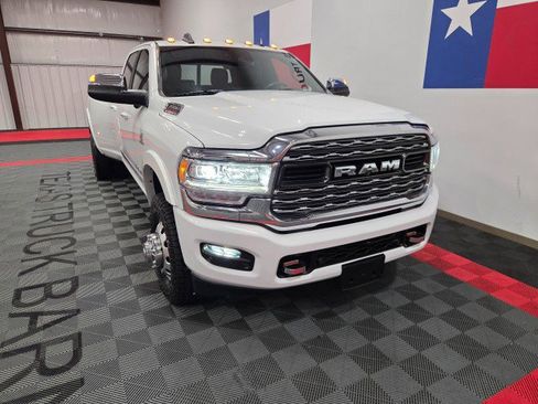 Used 2020 RAM 3500 Limited image 24