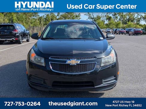 Used 2011 Chevrolet Cruze LS w/ Connectivity Package FWD image 8