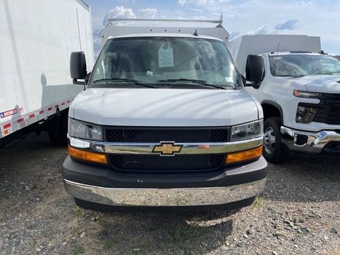New 2025 Chevrolet Express 3500 w/ Power Convenience Package image 2
