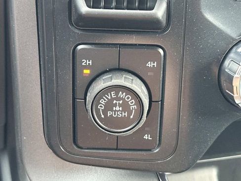 New 2025 Ford F150 XLT w/ Equipment Group 302A MID image 30