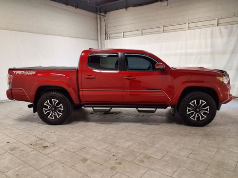 Used 2021 Toyota Tacoma 4x4 Double Cab image 10