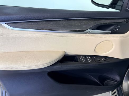 Used 2018 BMW X5 sDrive35i w/ Driving Assistance Package image 12