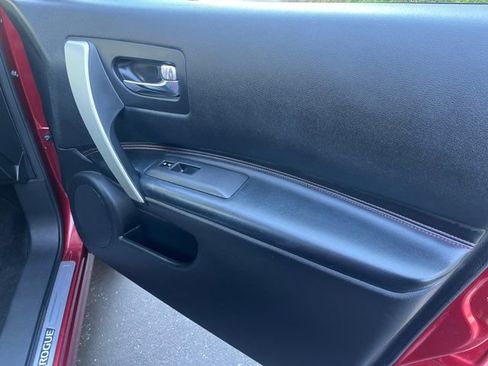 Used 2013 Nissan Rogue SL image 21