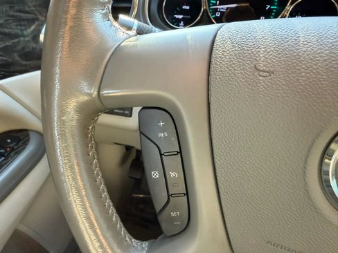 Used 2014 Buick Enclave Convenience FWD image 22