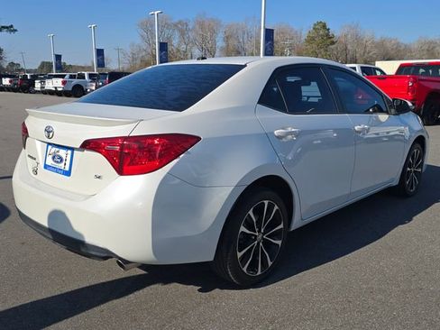 Used 2019 Toyota Corolla SE image 5