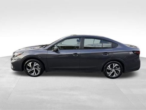 Used 2025 Subaru Legacy Premium image 4