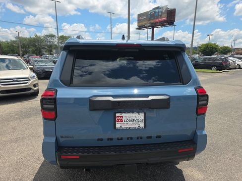Certified 2026 Toyota 4Runner SR5 AWD/4WD image 5