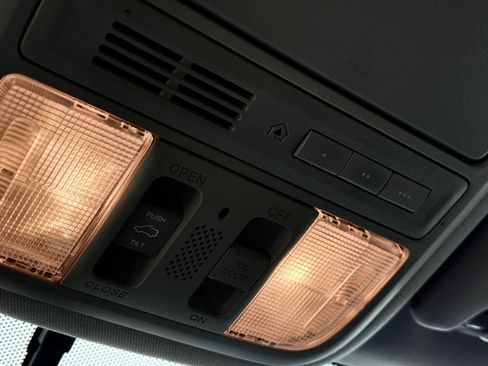 Used 2018 Honda Pilot EX-L image 23