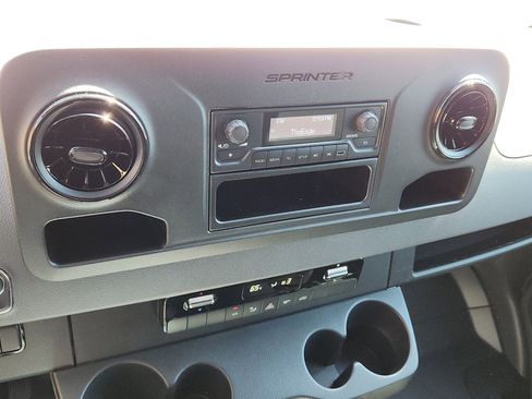 New 2025 Mercedes-Benz Sprinter 2500 image 19
