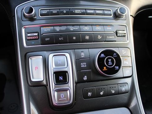 Used 2021 Hyundai Santa Fe Limited w/ Cargo Package image 18