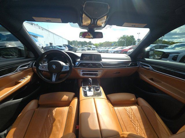 Used 2022 BMW 750i xDrive w/ Executive Package AWD/4WD image 30