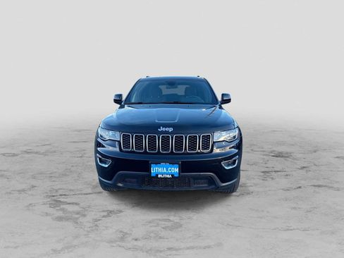 Certified 2018 Jeep Grand Cherokee Laredo image 3